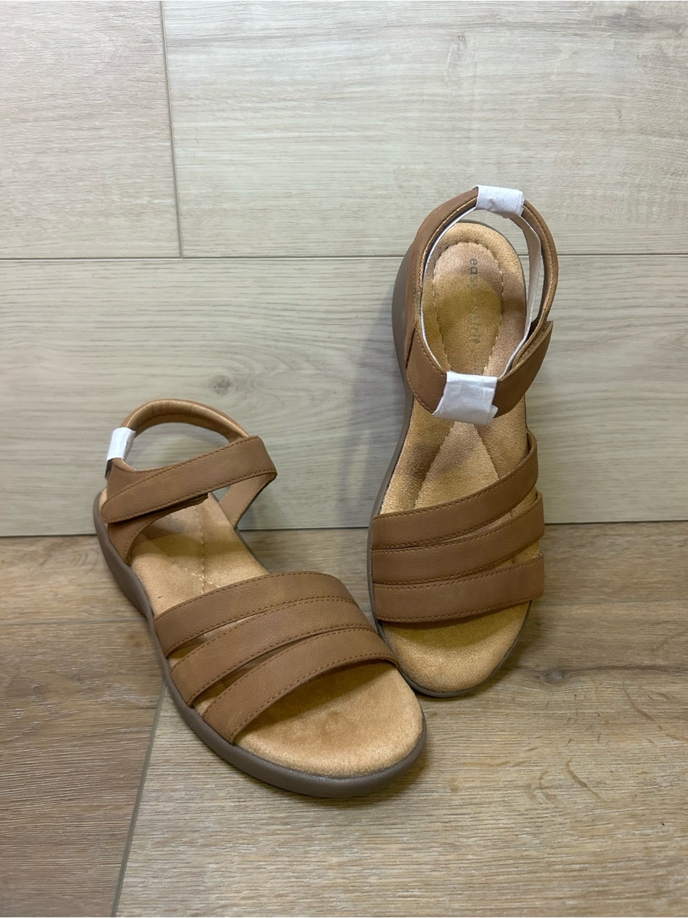 Easy Spirit Womens Kenton 3 Brown Faux Leather Wedge Sandals Shoes New 6.5